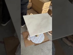 レストラン/ホテルのためのブラシをかけられた金のステンレス鋼の基盤が付いているMarmo Calacattaの大理石のテーブル